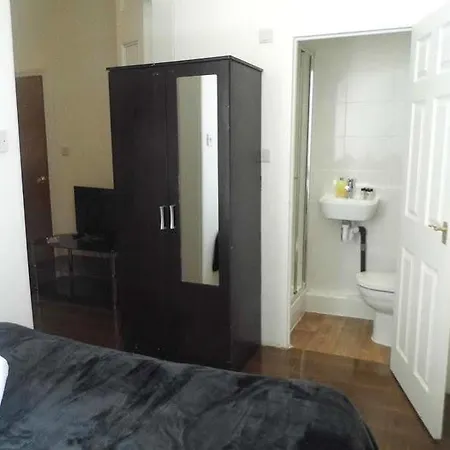 36 Hyde Park Gate Inn 3*