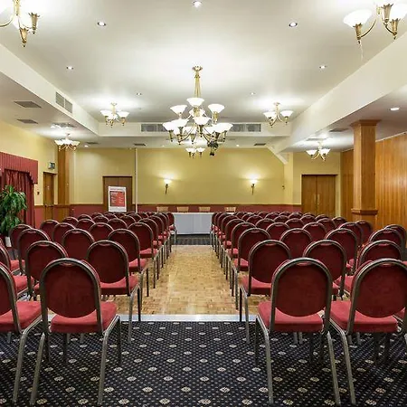 - Wembley International Hotel