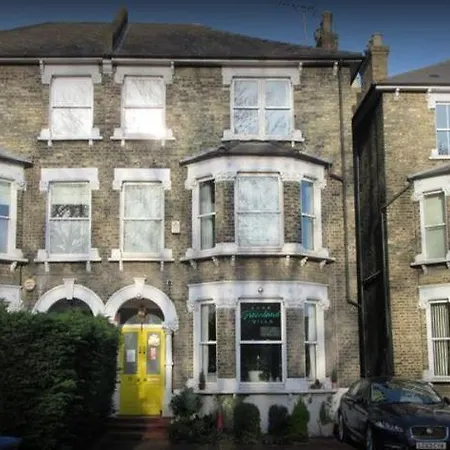 Oyo The Greenland Hotel London