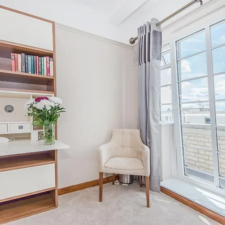 Vincent House 3* London