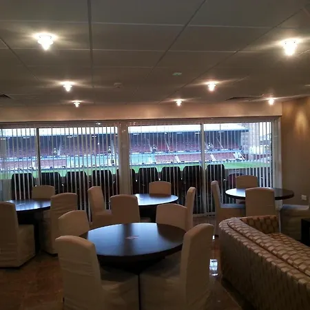 Hotel West Ham United 3*