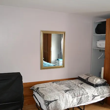 Dom wakacyjny 2 Bedroom House -ealing Londyn