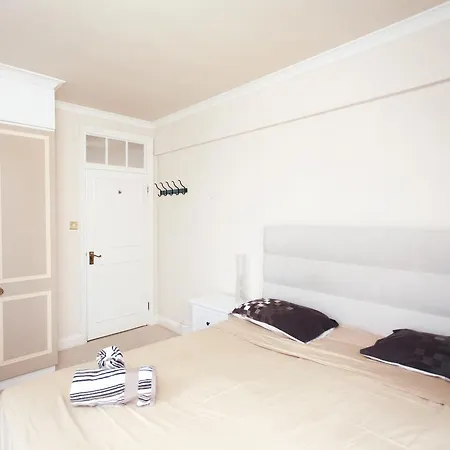 Apartment South Kensington Concierge *