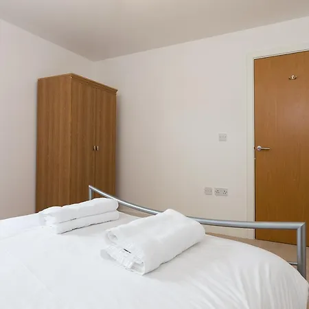아파트 Spacious Flat With A Great View Of The Shard 런던