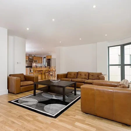 Spacious Flat With A Great View Of The Shard 아파트 런던