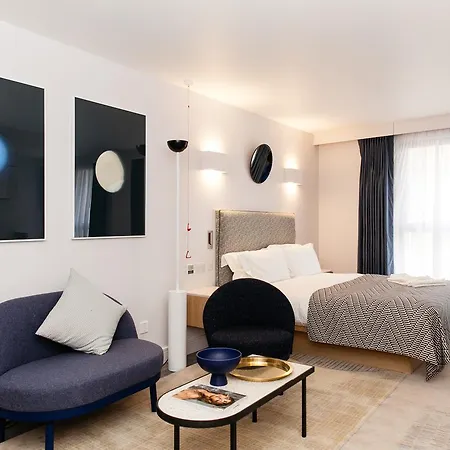 Hotel Rockwell East-tower Bridge 4*