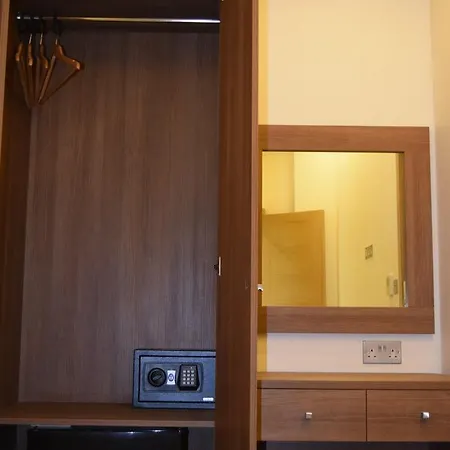 Hotel Kings