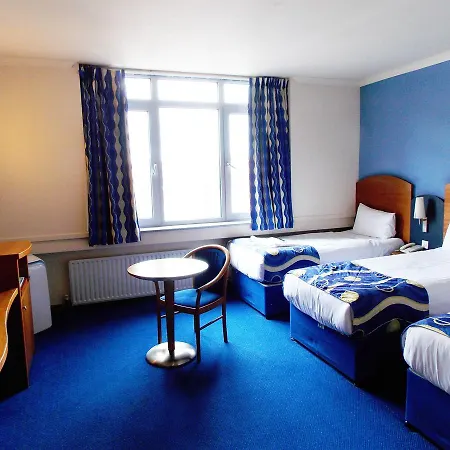- Wembley International Hotel Londen