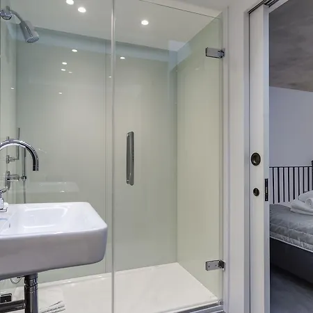 Soho Lofts By Aeria Apartment