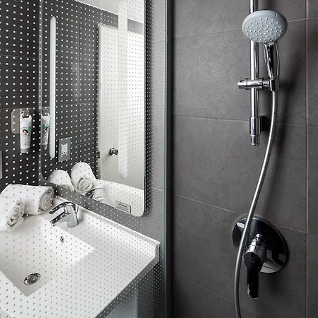 Ibis Greenwich London