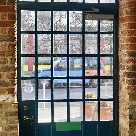 Fox Aparthotel