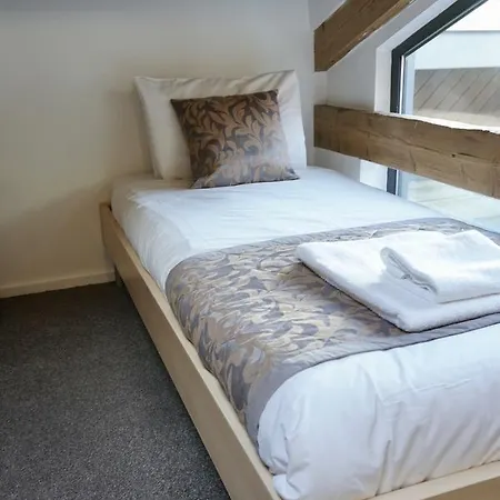 Aparthotel Fox 4*