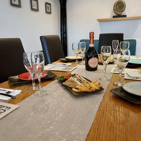 Fox 4* Barking (Greater London)