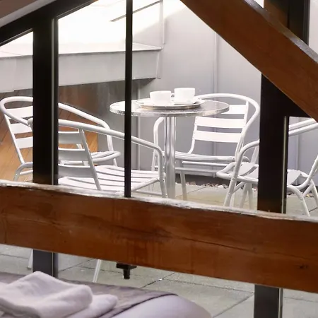 Aparthotel Fox 4*