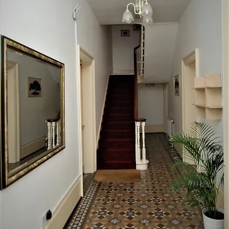The Gateway מלון 3*
