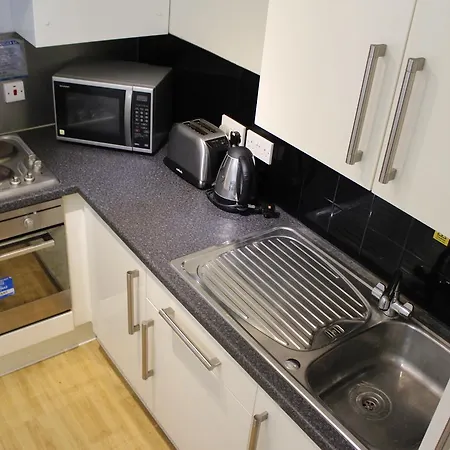 Hostel Newington Court *