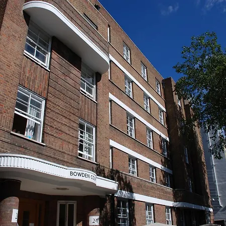 Bowden Court Hostel *