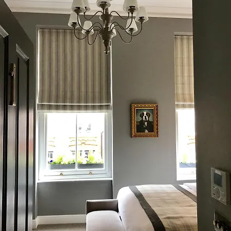 Gasthuis The Grafton Arms Pub & 4*