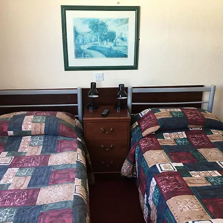 The Bridge Hotel 2*
