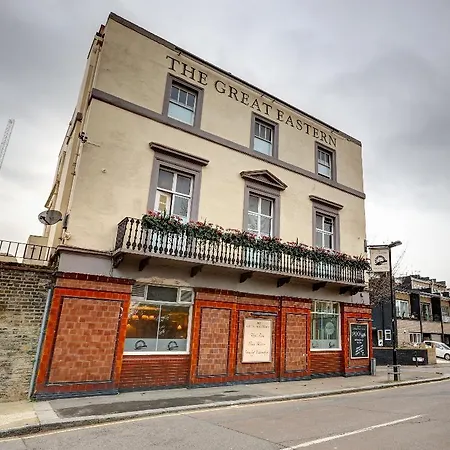 Publove @ The Great Eastern, Docklands Hostel Greenwich