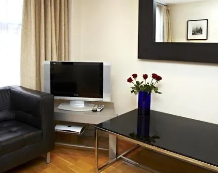 Cumberland Apartment