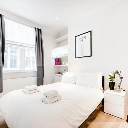 Be:piccadilly Circus Apartment London