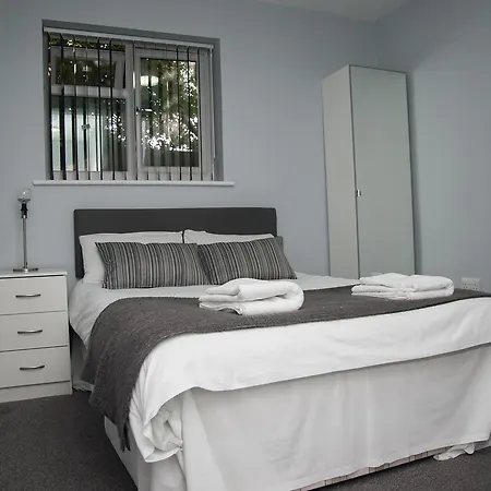 Manor House London 2*