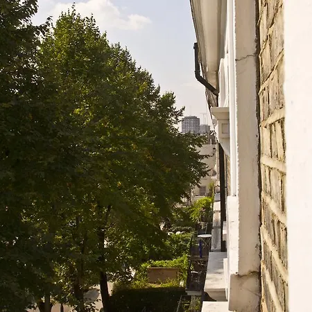 Irwin At Notting Hill *
