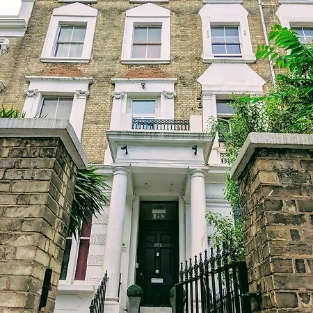 Irwin At Notting Hill Apartment