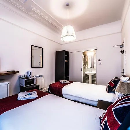 Hotel Saba 3*