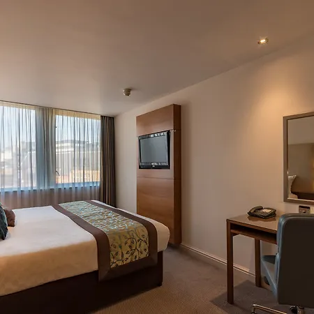 Hotel Thistle Trafalgar - Leicester Square 4*