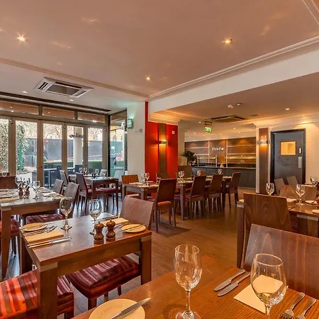 Hotel Thistle Trafalgar - Leicester Square