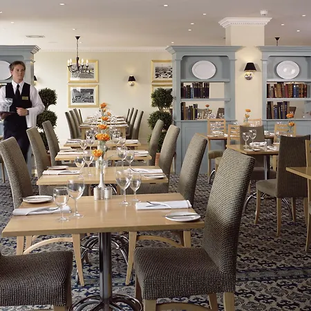 Thistle London Heathrow Terminal 5 Hotell