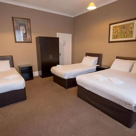 Banks Hotell 2*
