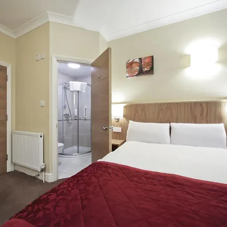 Western Highbury Hotel