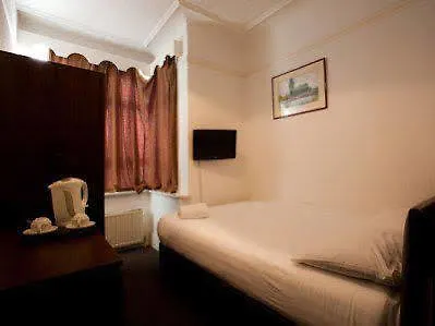 Banks Hotel Ilford