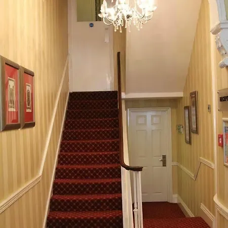 Hotel Cavendish 4*