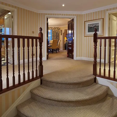 Cheval Thorney Court At Hyde Park Aparthotel 5*