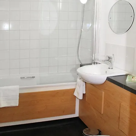 Hotel Oyo Lansdowne London Borough of Croydon