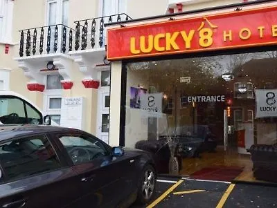 Hotell Lucky 8