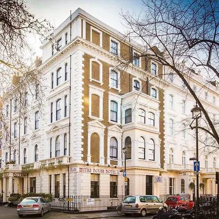 Mitre House 3* London