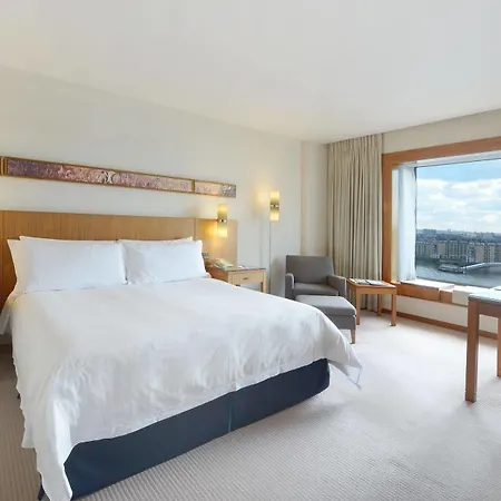 Otel Canary Riverside Plaza 5*