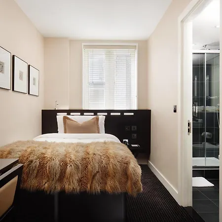 The Resident Soho Hotel