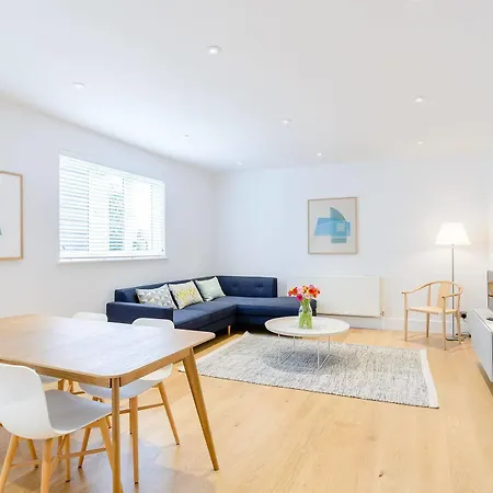 Native Fulham Apartament *