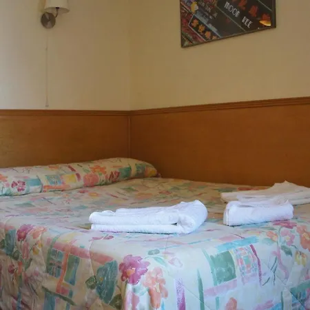 Caring Hotel 3*