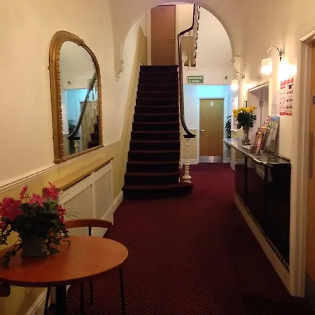 Hotel Caring London