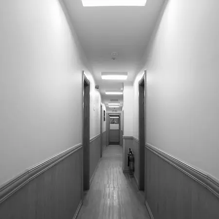Hotel Kings Cross 3*