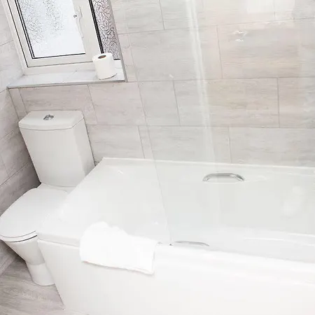 Gidea Park 3* Romford