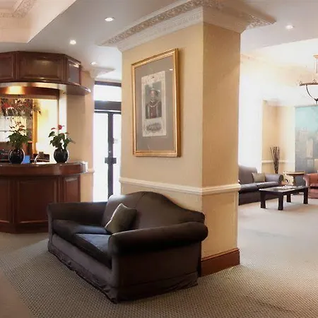 Hotel Henry Viii