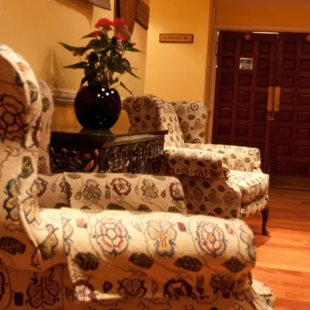 Hotel Henry Viii